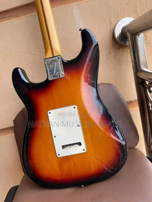Fender Lead Guiter