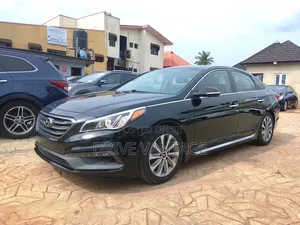 Hyundai Sonata Sport Sedan FWD (2.4L 4cyl 6A) 2016 Black