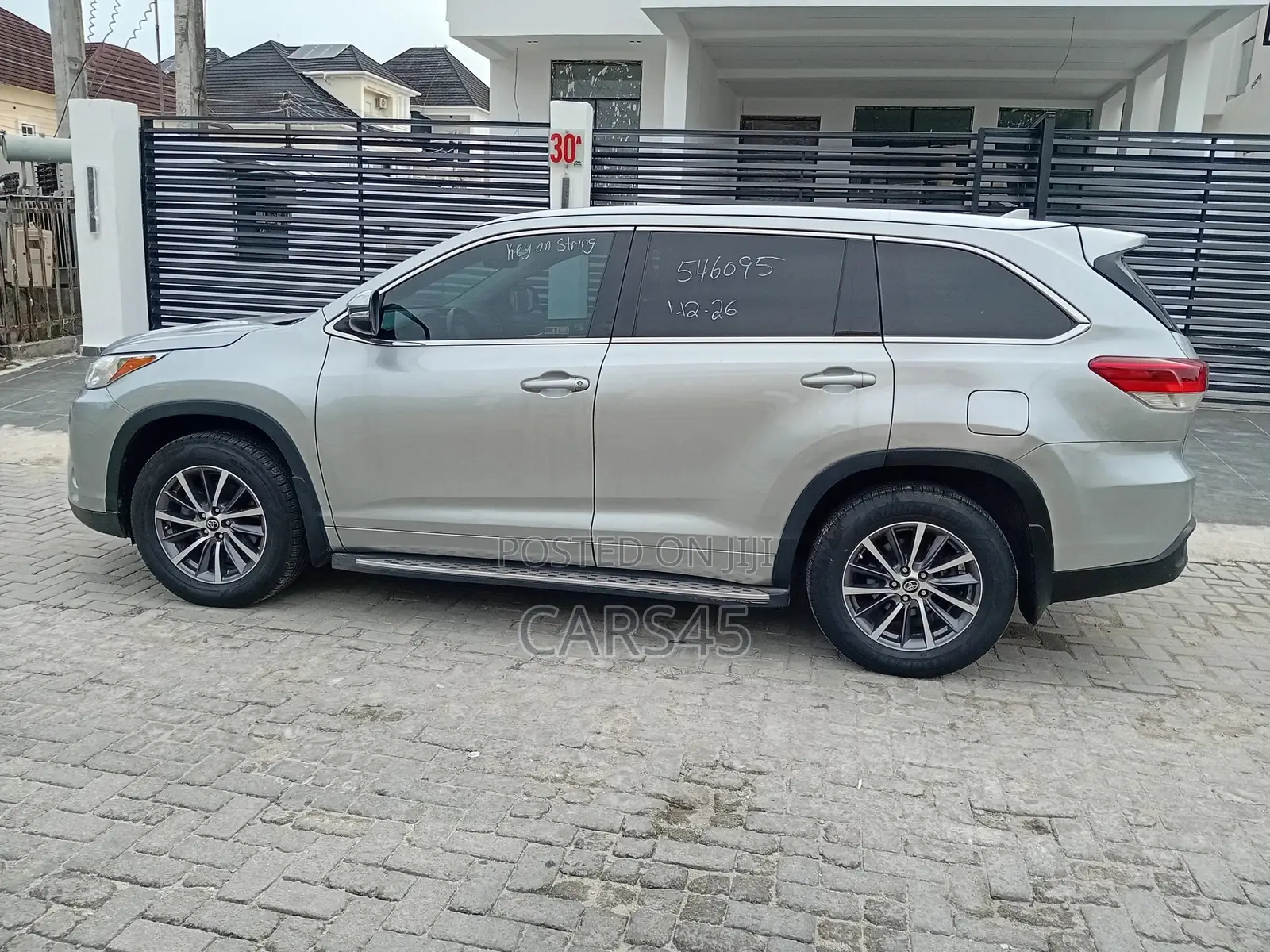 Toyota Highlander 2018 Silver