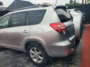 Toyota RAV4 2012 Silver