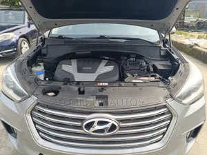 Hyundai Santa Fe 2017 Silver