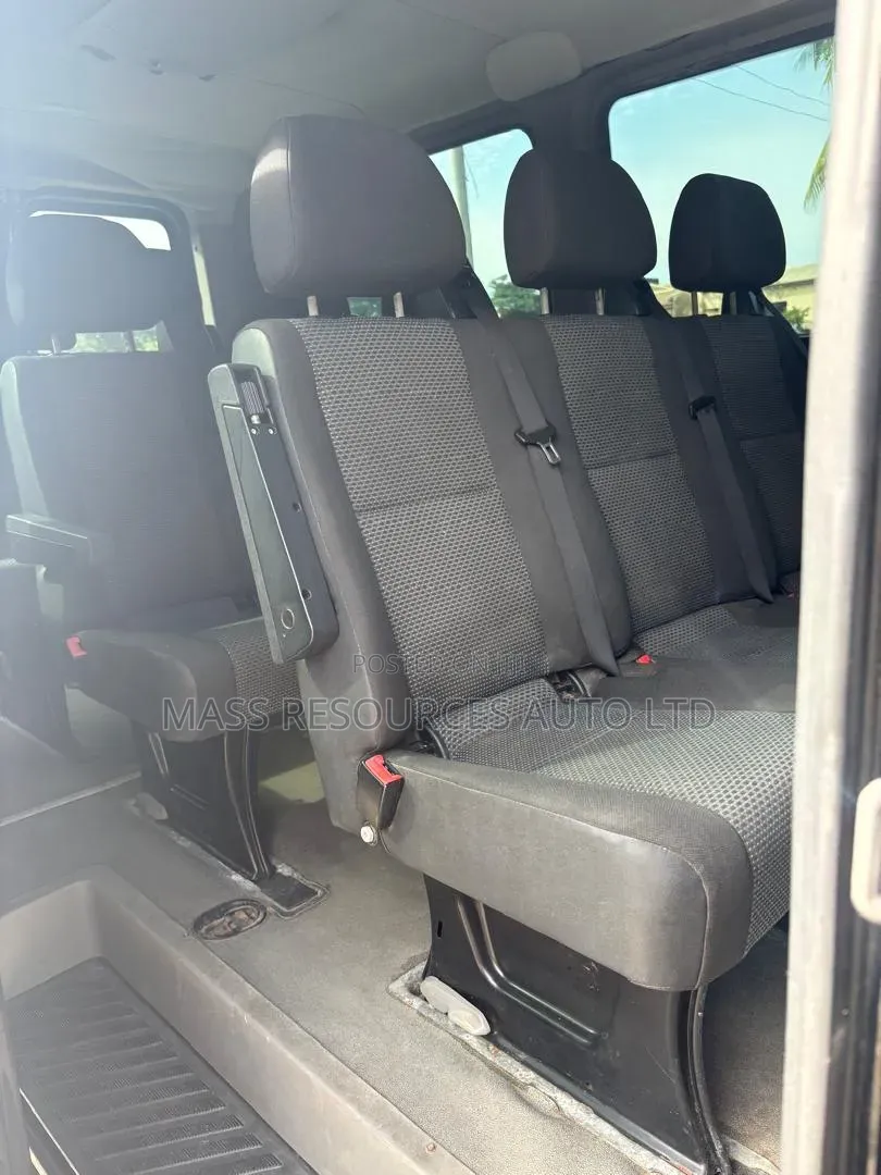Mercedes-Benz Sprinter 2012 Black