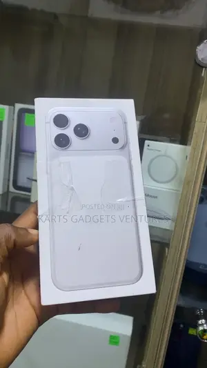 New Apple iPhone 17 Pro Max 256 GB Silver