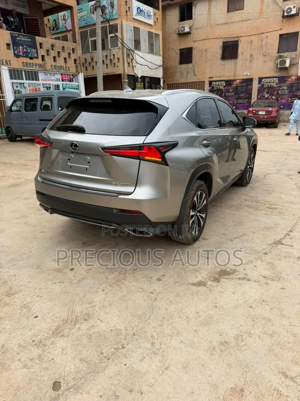 Lexus LS 2019 Silver