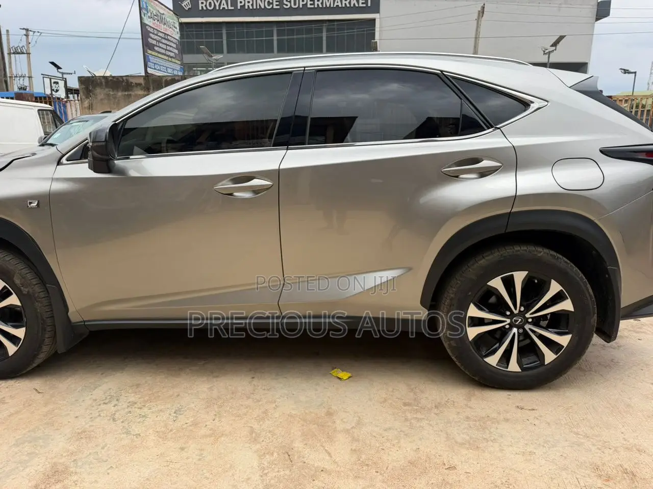 Lexus LS 2019 Silver