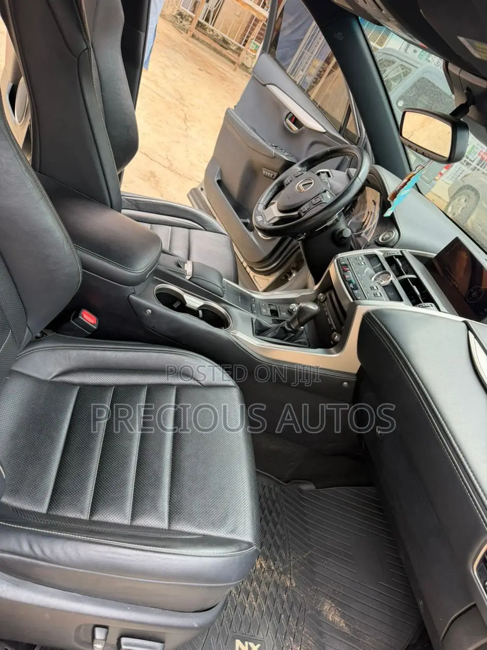 Lexus LS 2019 Silver