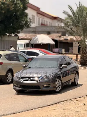 Honda Accord LX 4dr Sedan FWD (2.4L 4cyl 2A) 2013 Gray