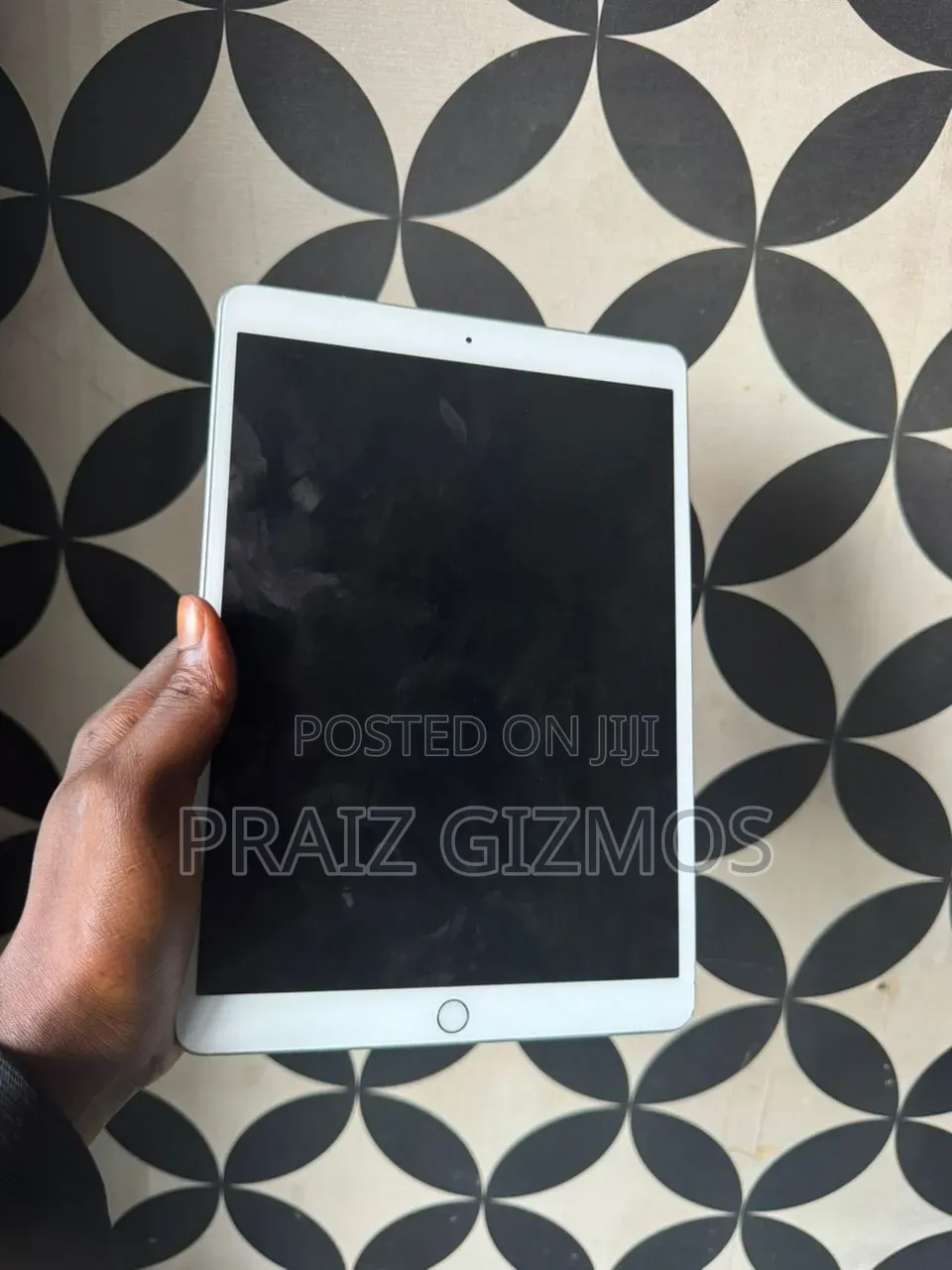 Apple iPad Air 256 GB Gray