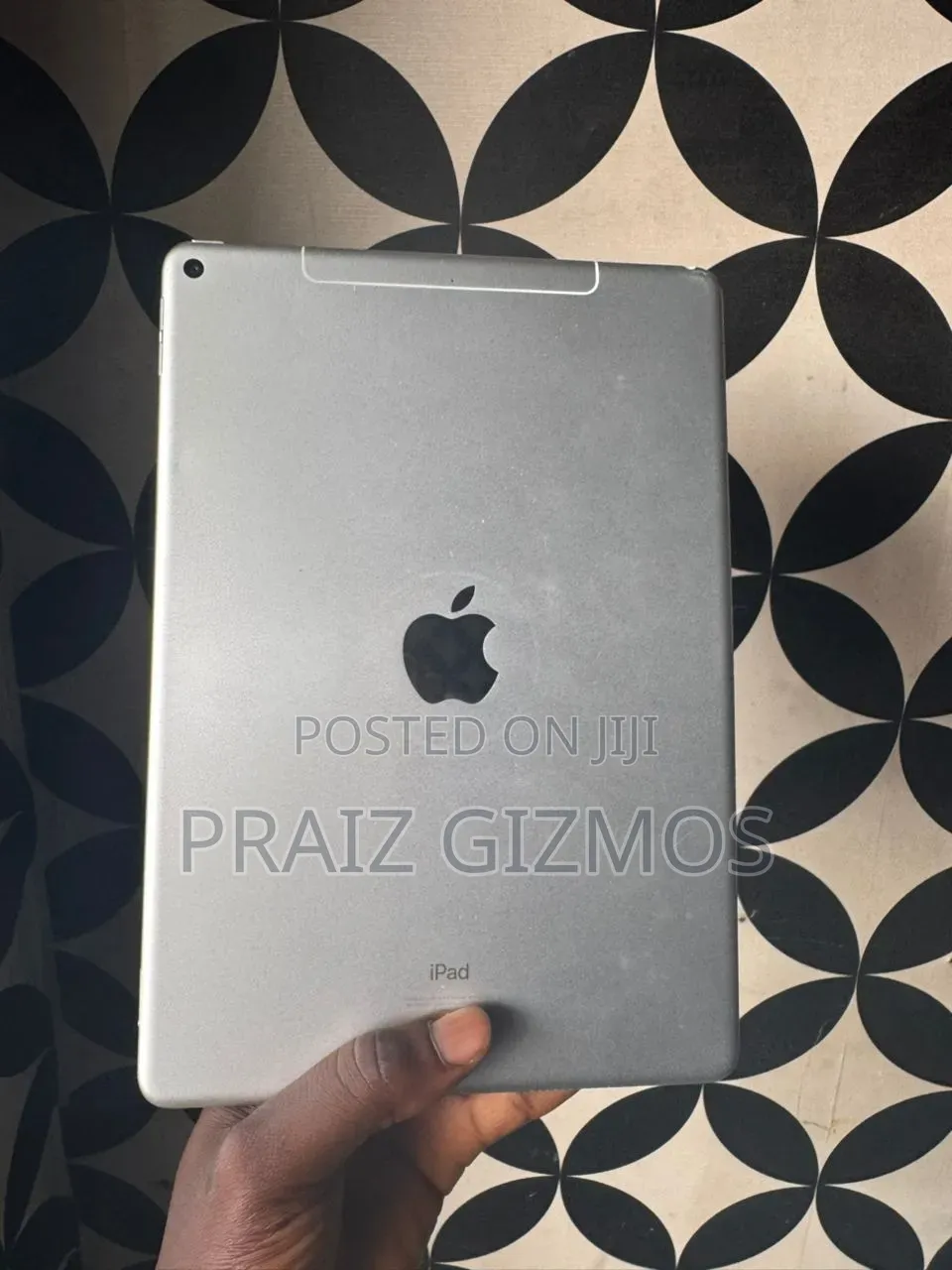 Apple iPad Air 256 GB Gray