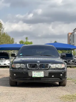 BMW 318i 2005 Black