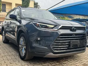 Toyota Highlander Platinum AWD 2024 Gray