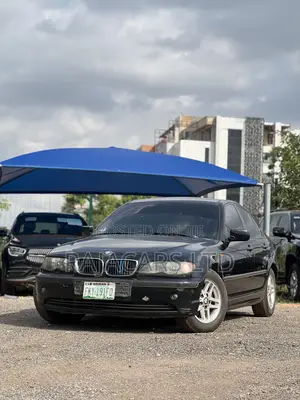 BMW 318i 2005 Black
