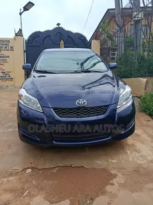 Toyota Matrix XR Hatchback FWD (1.8L 4cyl 4A) 2008 Blue