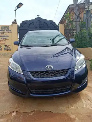 Toyota Matrix XR Hatchback FWD (1.8L 4cyl 4A) 2008 Blue
