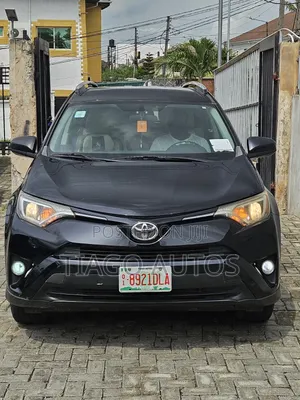 Toyota RAV4 2016 Black
