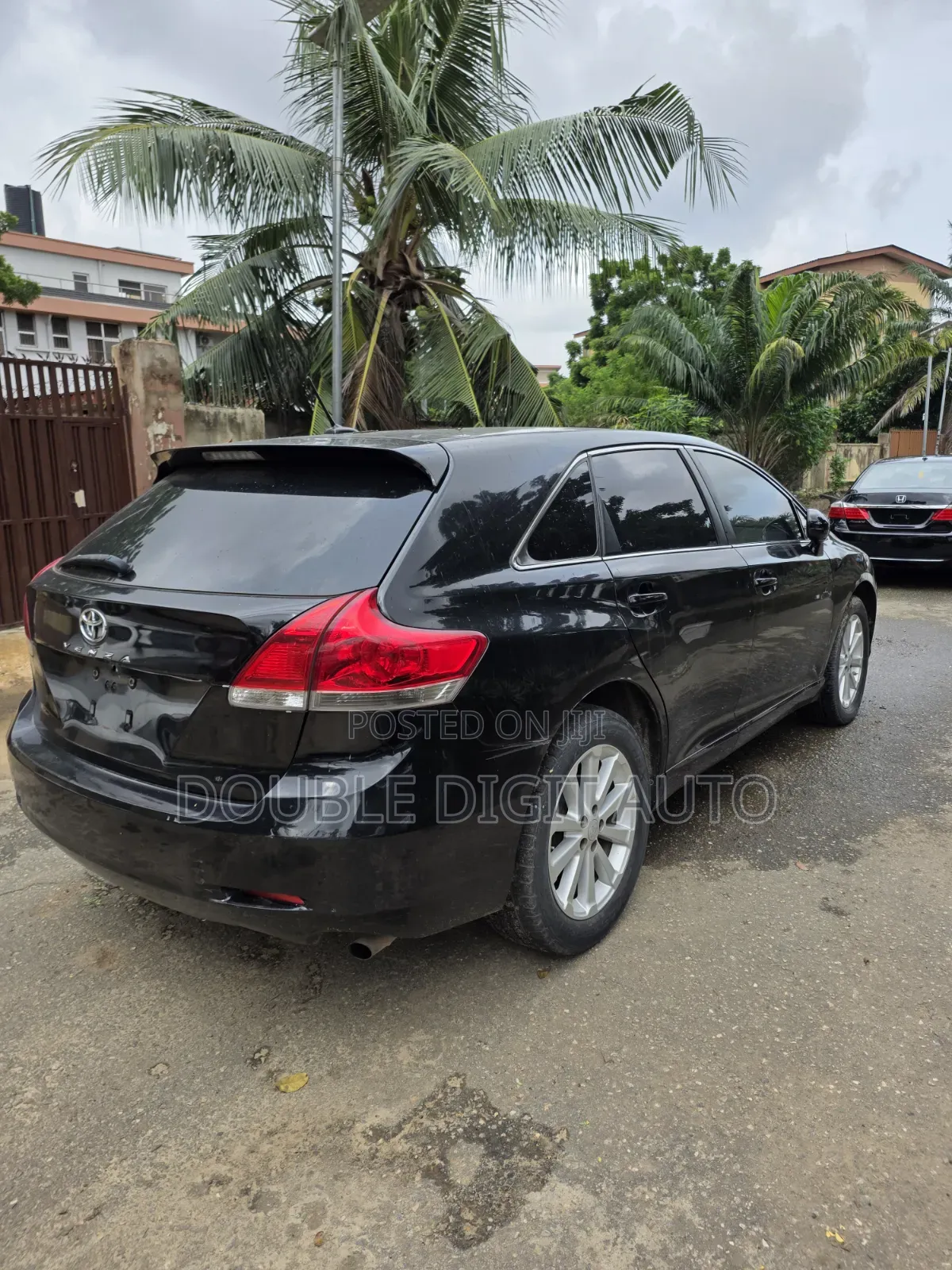 Toyota Venza 2011 Black