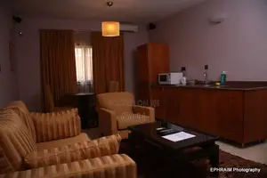 Fully Furnished 21 Rooms Ensuite Boutique Hotel With Gym,Gen