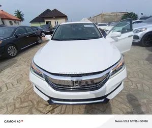 Honda Accord Touring V6 2dr Coupe FWD (3.5L 6cyl 6A) 2017 White