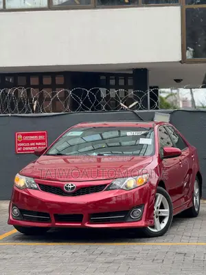 Toyota Camry 2013 Red