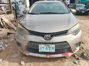 Toyota Corolla 2015 Gray