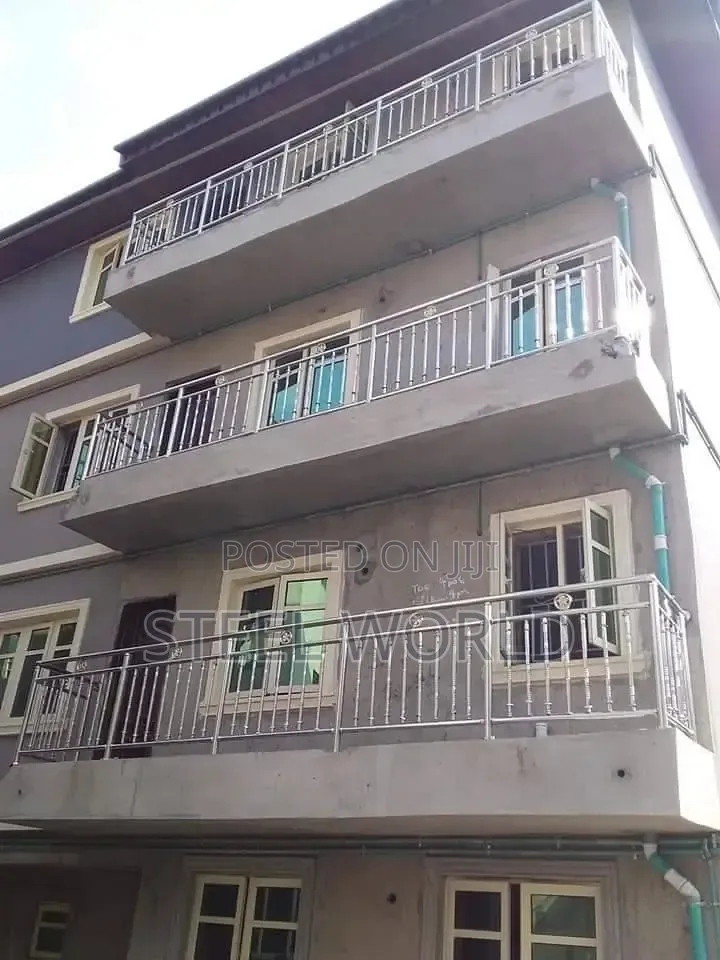 3 Steps Balustrades Design