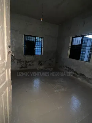 3bdrm Apartment in Alhaji Ede, Igando / Ikotun/Igando for rent