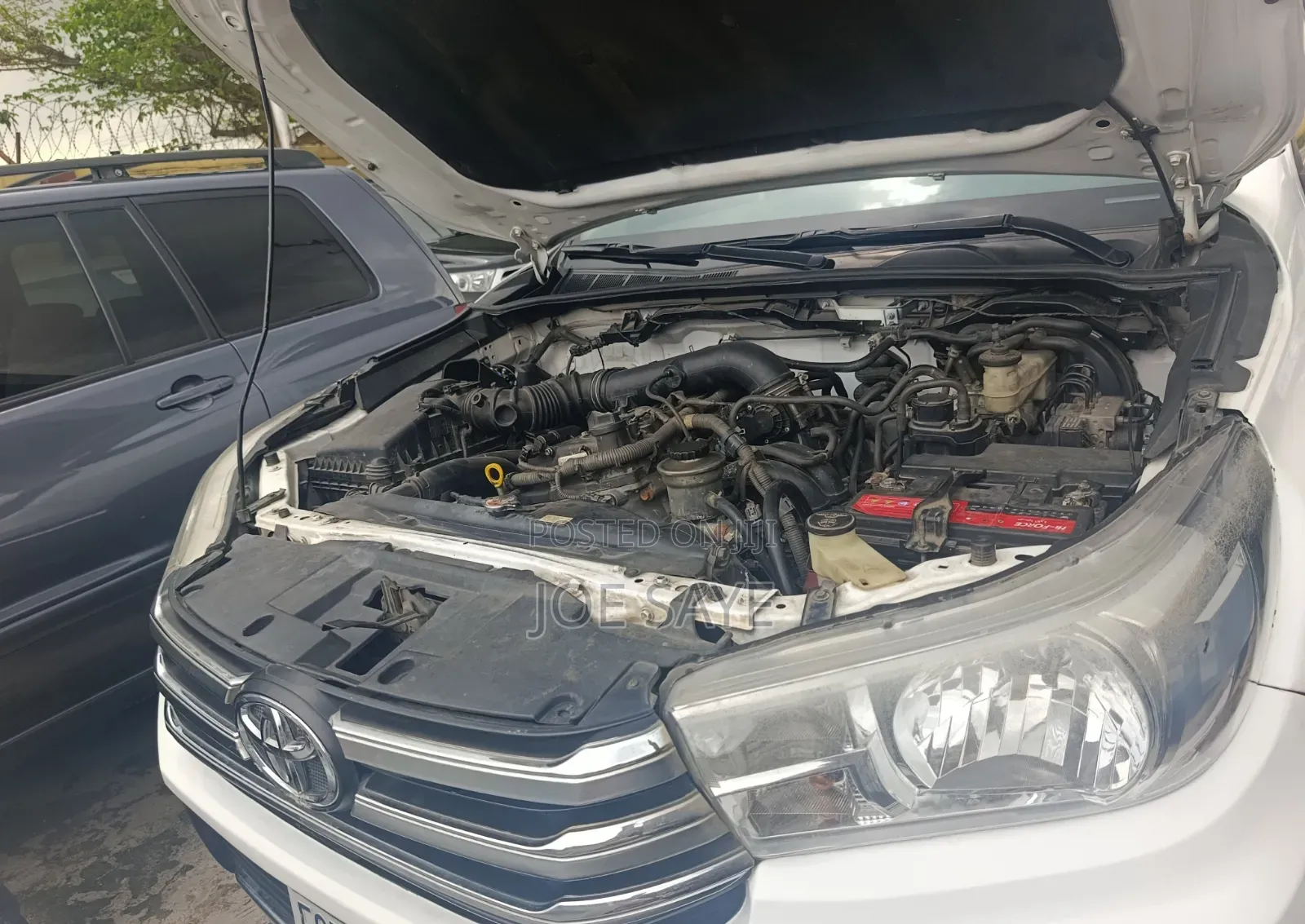 Toyota Hilux 2019 White