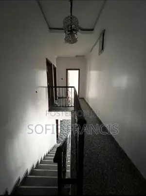 3bdrm Duplex in Ogombo for rent