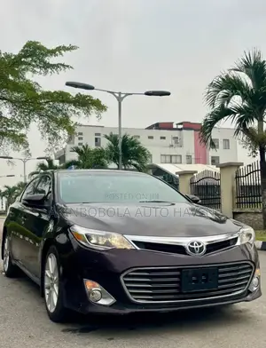Toyota Avalon 2014 Purple
