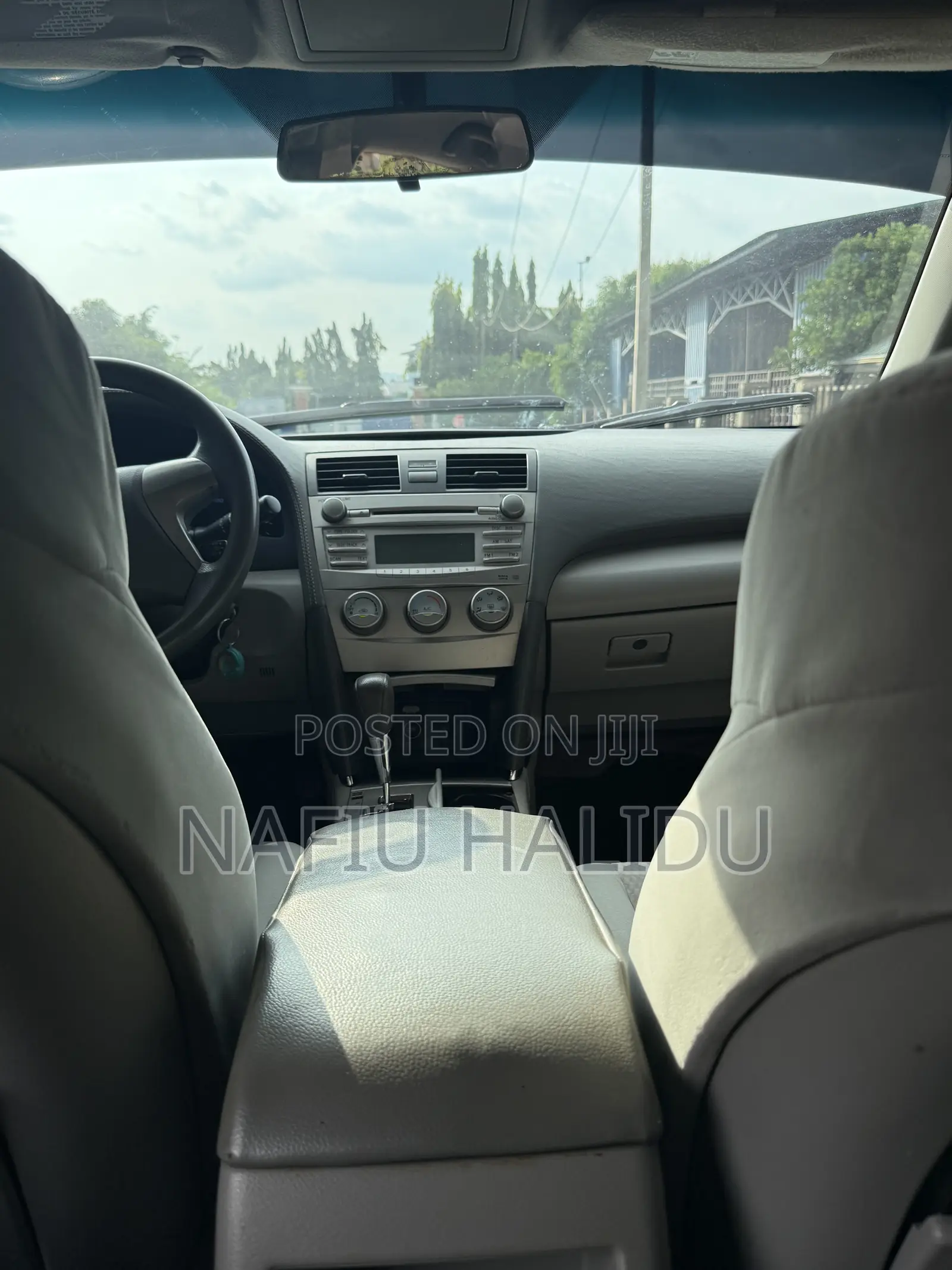 Toyota Camry 2010 Gray