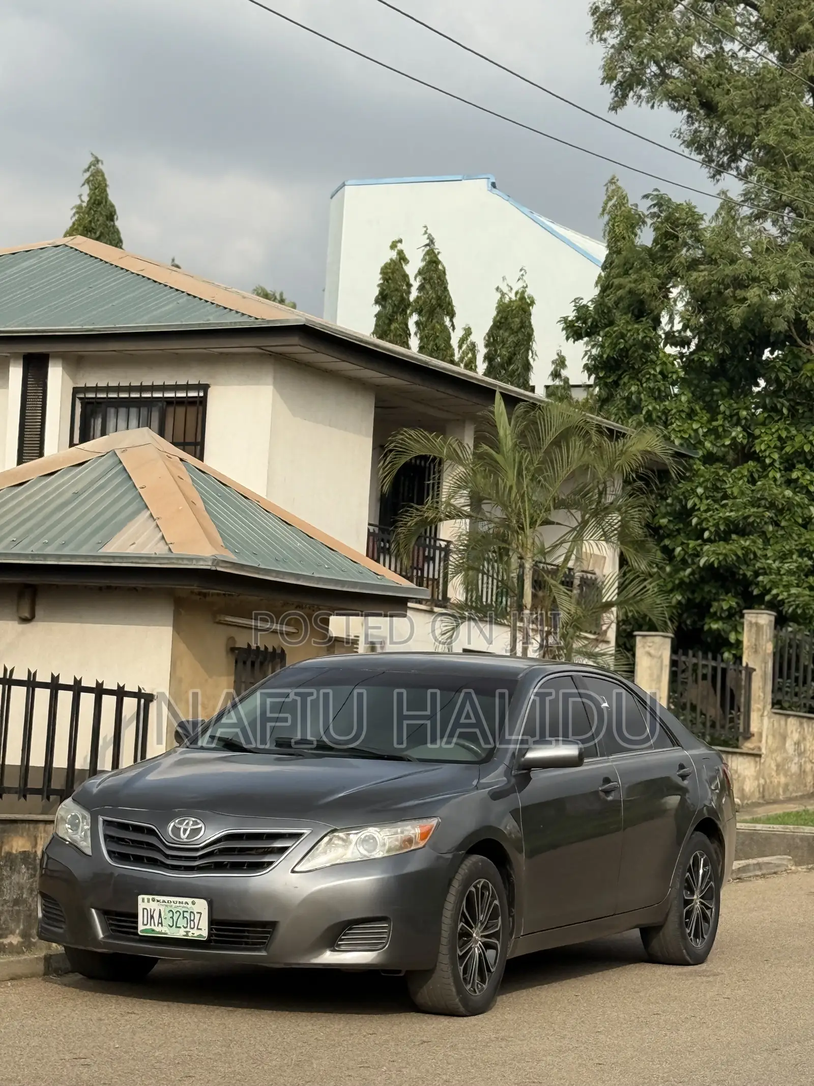 Toyota Camry 2010 Gray