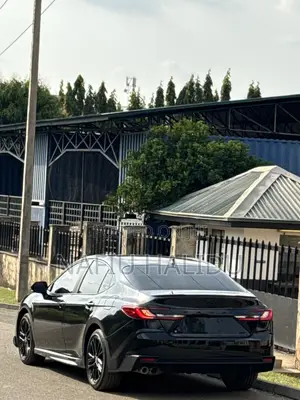 Toyota Camry 2025 Black