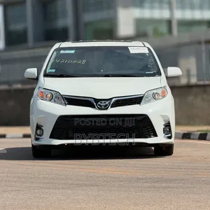Toyota Sienna 2016 White
