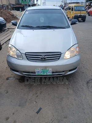 Toyota Corolla 2004 Silver