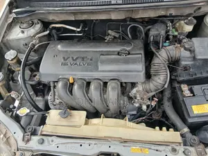 Toyota Corolla 2004 Silver