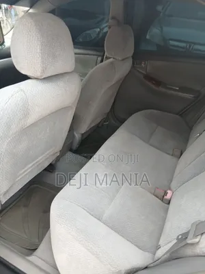 Toyota Corolla 2004 Silver