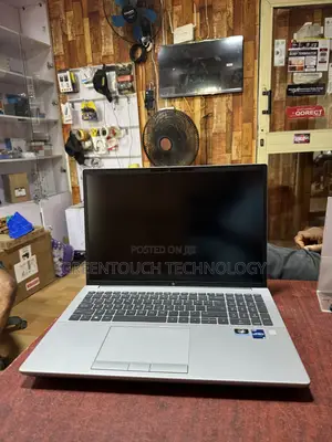 Laptop HP ZBook Fury 16 G9 32GB Intel Core i7 SSD 1T