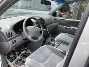 Toyota Sienna LE FWD 2006 Silver