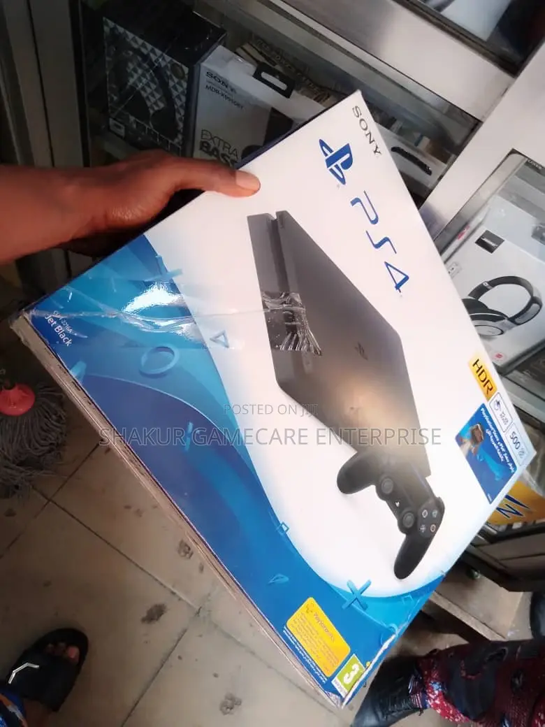 Game Console