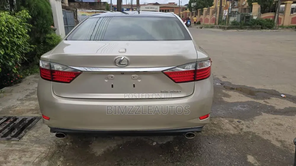 Lexus ES 2014 Gold