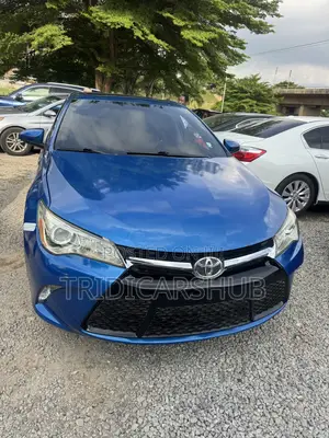 Toyota Camry SE w/Special Edition Pkg (2.5L 4cyl 6A) 2016 Blue