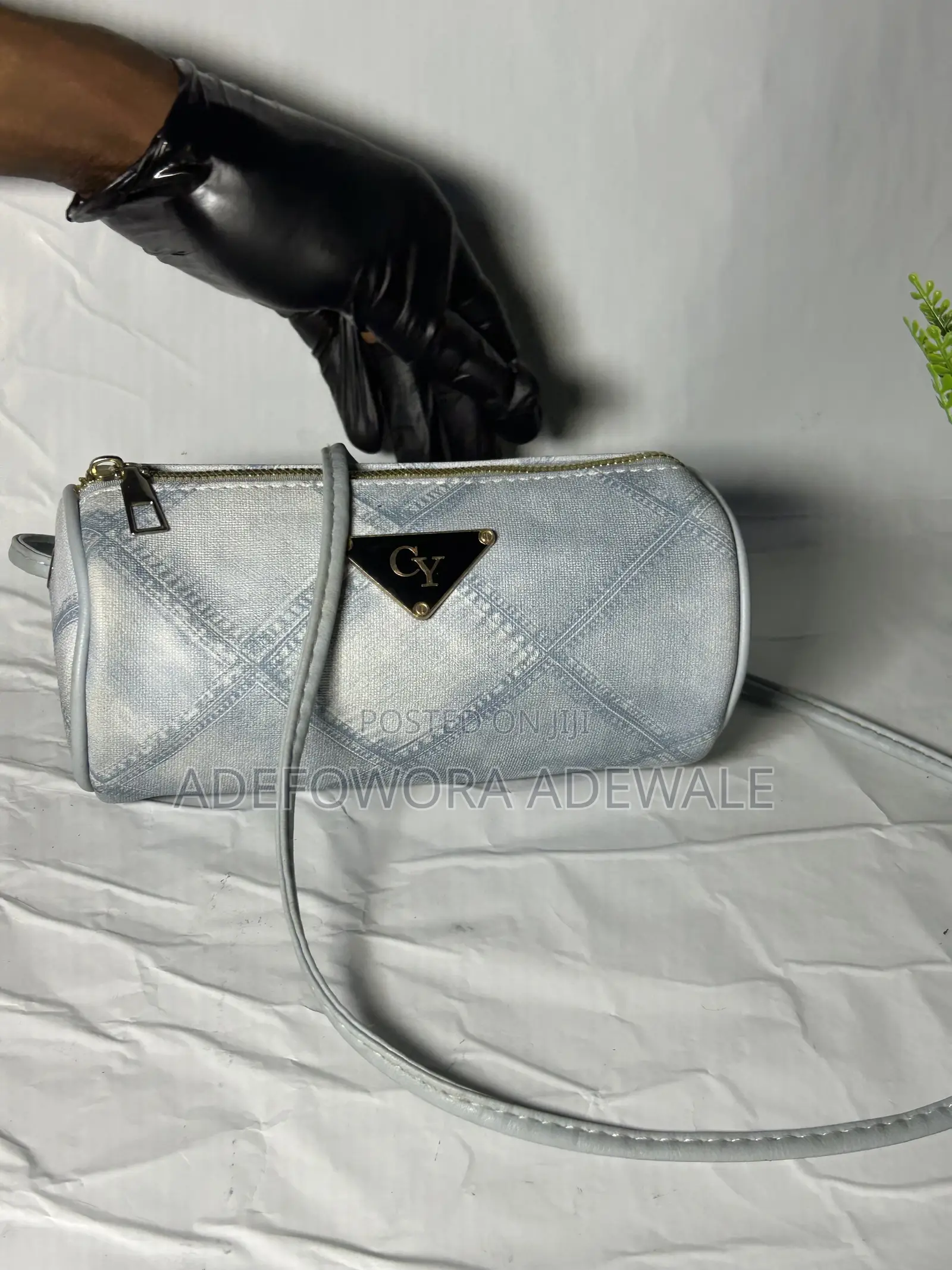 Crossbody /Shoulder Bags