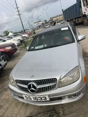 Mercedes-Benz C300 Luxury Sedan AWD (3.0L 6cyl 7A) 2009 Silver