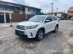 Toyota Highlander Limited 2019 White
