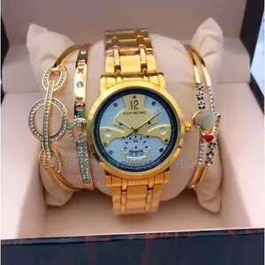 Keep Moving Awesome Wristwatch With Bracelet.