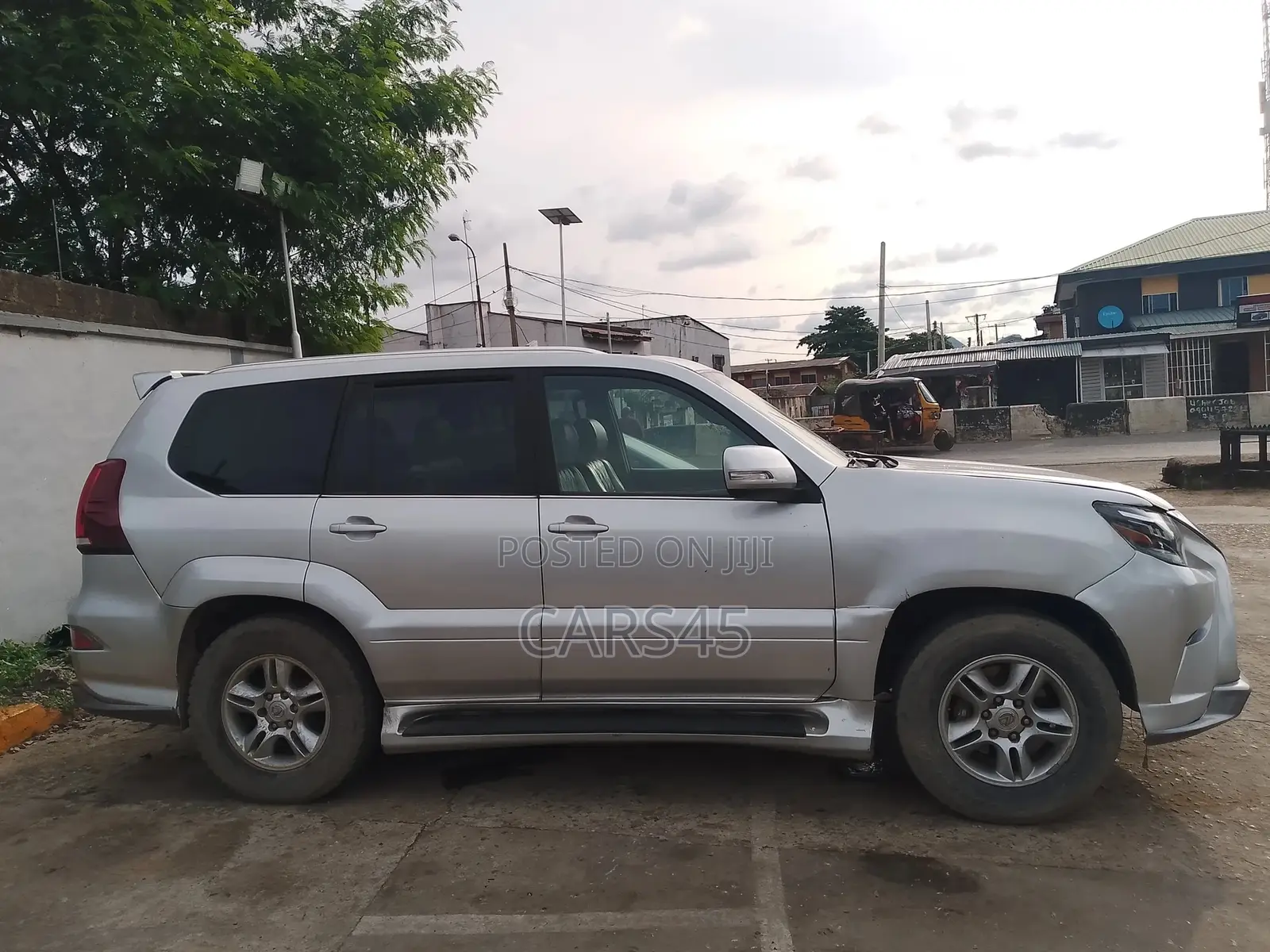 Lexus GX 2006 Silver