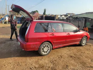 Mitsubishi Lancer Cedia 2004 Red