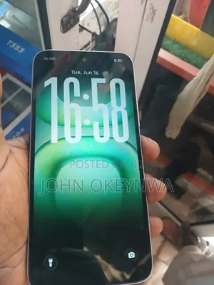 Infinix Hot 70 128 GB Silver