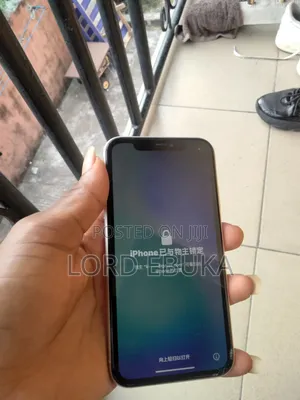 Apple iPhone 11 64 GB White