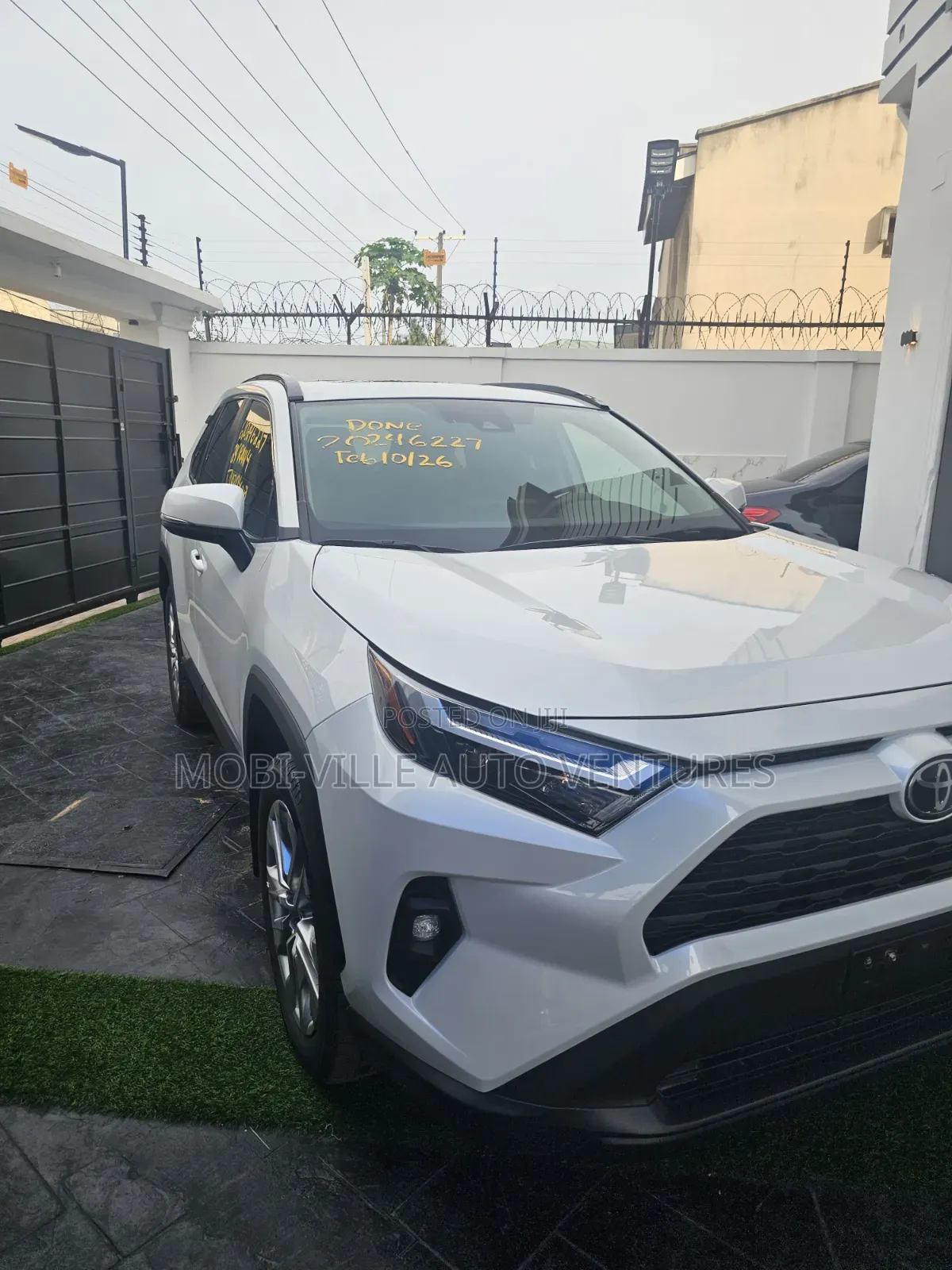 Toyota RAV4 2025 White